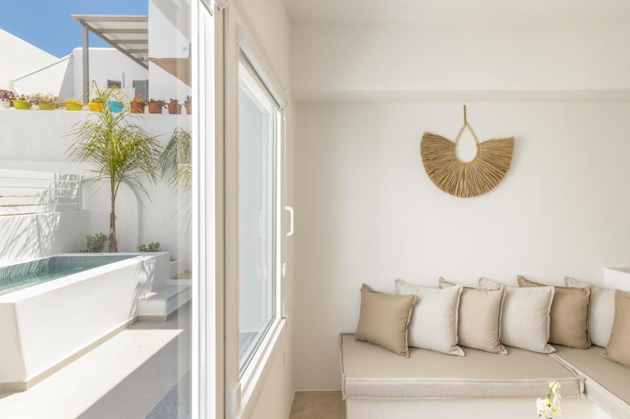 Utopia Luxury Apartments Науса Екстериор снимка