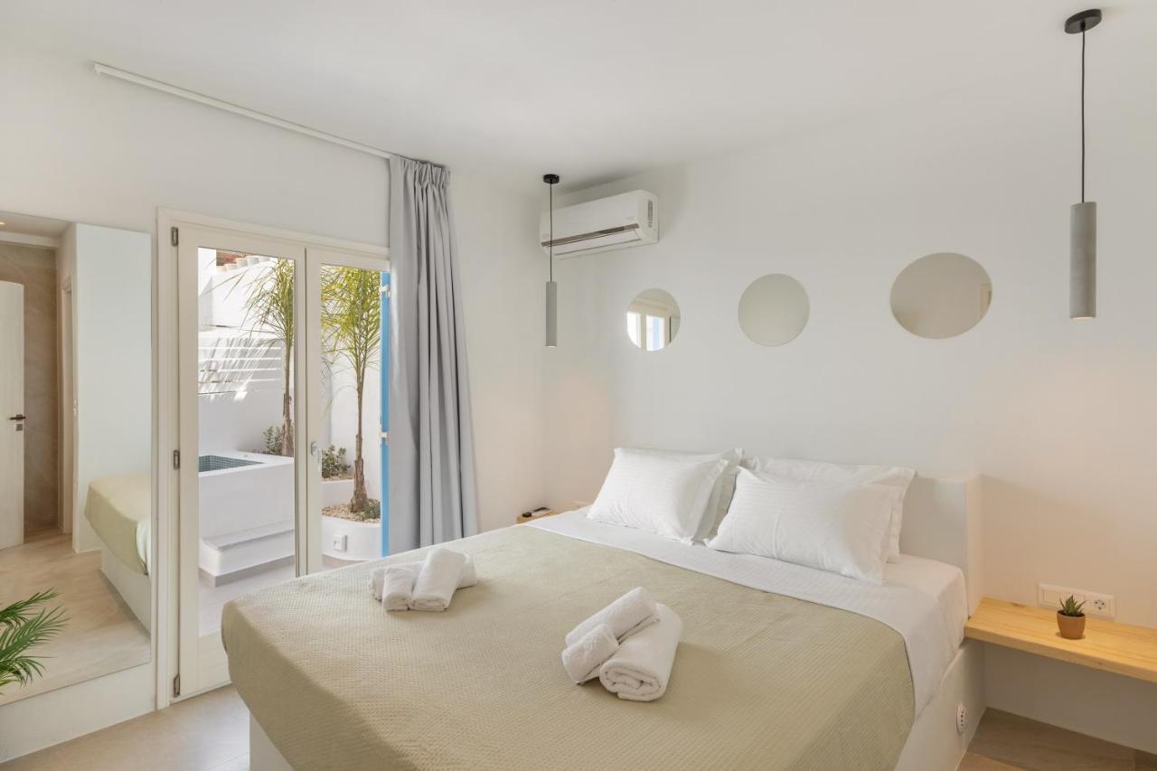Utopia Luxury Apartments Науса Екстериор снимка